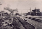 立川駅の構内です。写真奥には当時運行していた蒸気機関車が写っています。