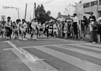 23チームが参加し、公民館前から市内を2周する約20kmのコースで健脚が競われた。